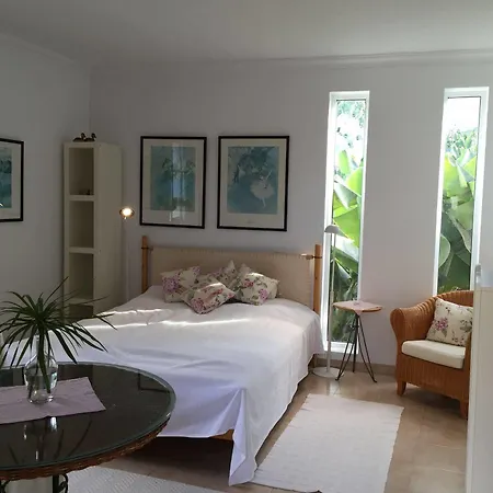Rosalva Hotell
