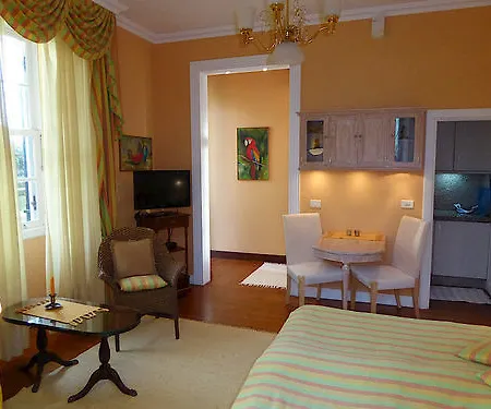 Otel Rosalva Punta Brava